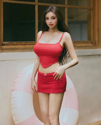 Full leaked Lovelynnboo private onlyfans photo