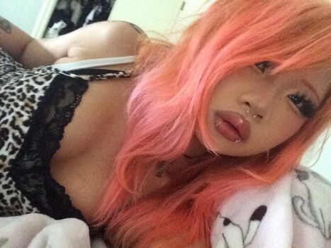 Full leaked Lovemeize private onlyfans photo