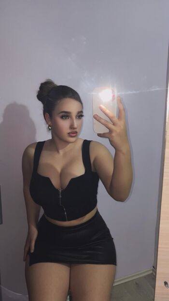 Full leaked Loznica private onlyfans photo