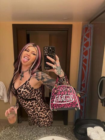 Full leaked Maya martinni / private onlyfans photo