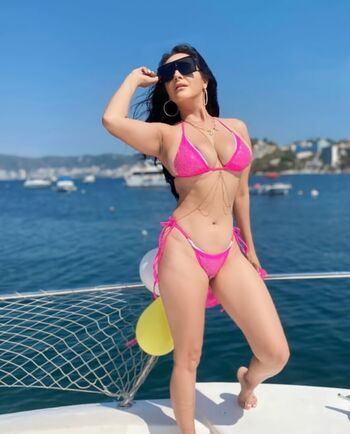Full leaked Lucia aranza private onlyfans photo