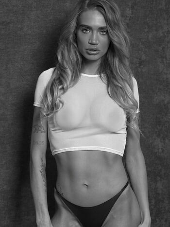 Full leaked Lucie gaumont private onlyfans photo