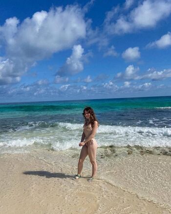 Full leaked Lucky lillian private onlyfans photo