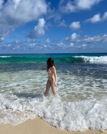 Full leaked Lucky lillian private onlyfans photo