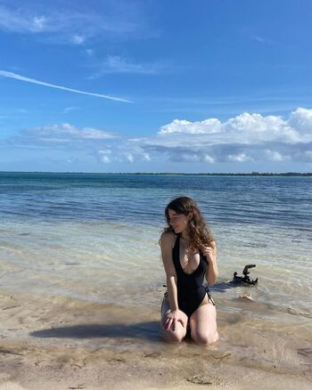 Full leaked Lucky lillian private onlyfans photo