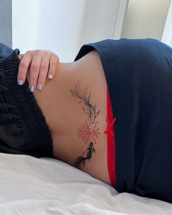 Full leaked Lucrelisa page private onlyfans photo