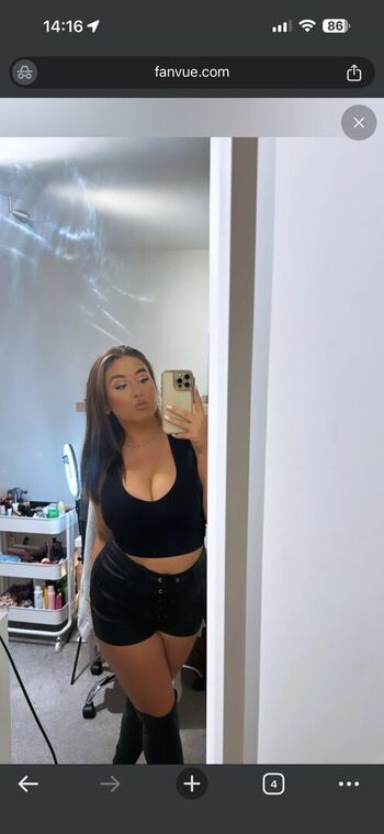 Full leaked Lucy fairwyn private onlyfans photo