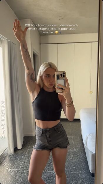 Full leaked Lucy fischer page private onlyfans photo