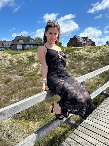 Full leaked Lucy schiller private onlyfans photo