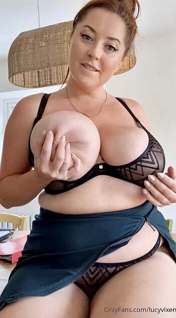 Full leaked Lucy vixen private onlyfans photo
