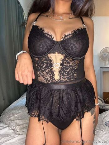 Full leaked Lucyfever private onlyfans photo
