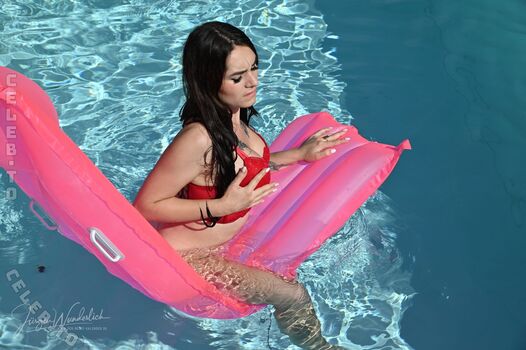 Full leaked Lucyjuicy private onlyfans photo