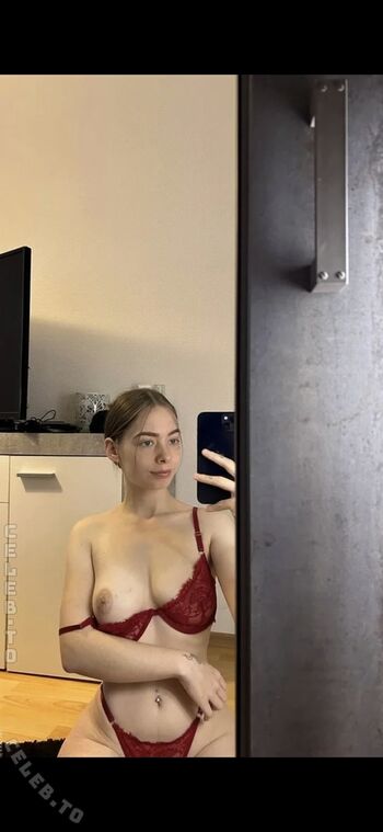 Full leaked Lucywhoelse private onlyfans photo