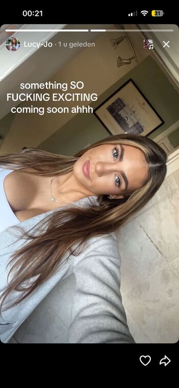 Full leaked Lucyy moss private onlyfans photo