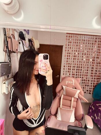 Lucyy_tayy