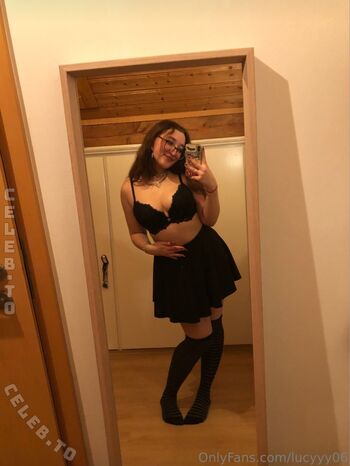Full leaked Lucyyy private onlyfans photo