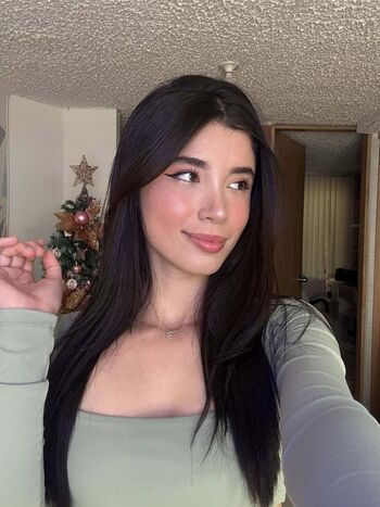 Luisa Valencia