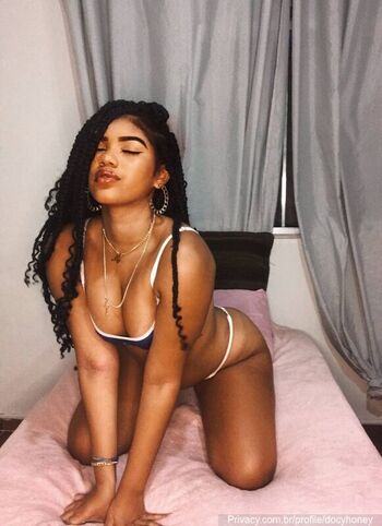Full leaked Luiseiii private onlyfans photo