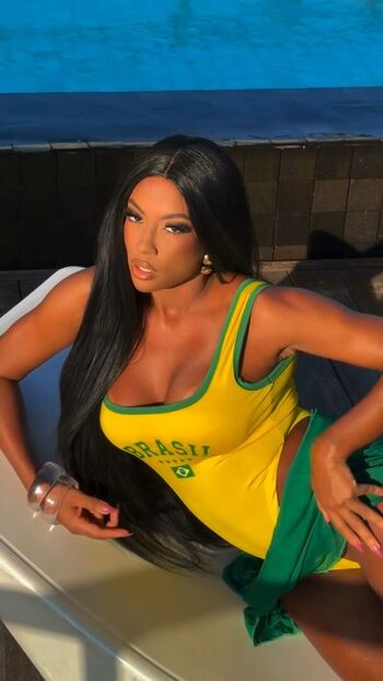 Full leaked Lumena aleluia private onlyfans photo