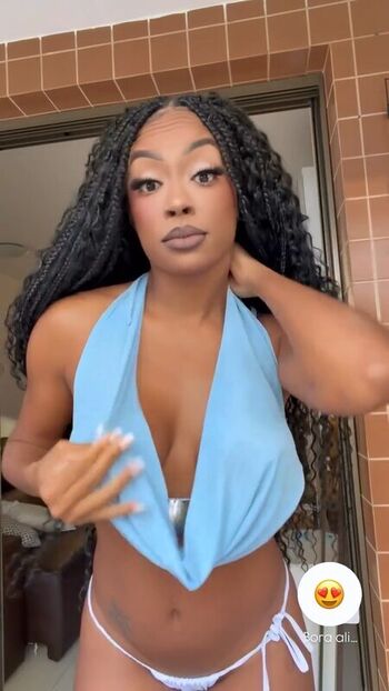 Full leaked Lumena aleluia private onlyfans photo