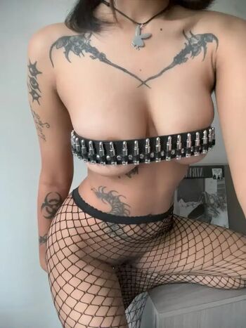 Full leaked Luna domsyou private onlyfans photo