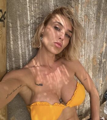 Full leaked Luna lobato private onlyfans photo
