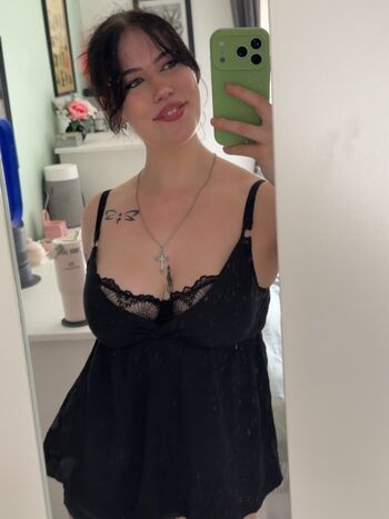 Full leaked Luna stubbs page private onlyfans photo