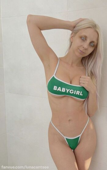 Full leaked Lunacantsee page private onlyfans photo