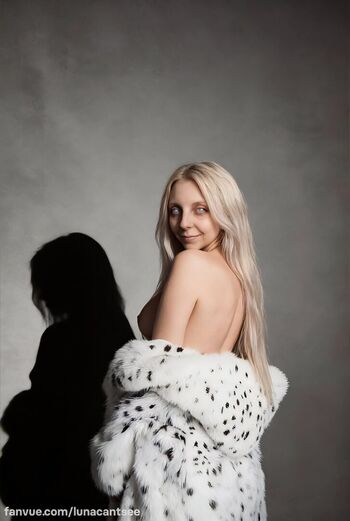 Full leaked Lunacantsee private onlyfans photo