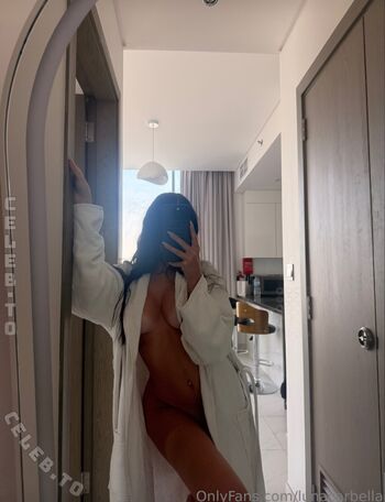 Full leaked Lunacarbella private onlyfans photo