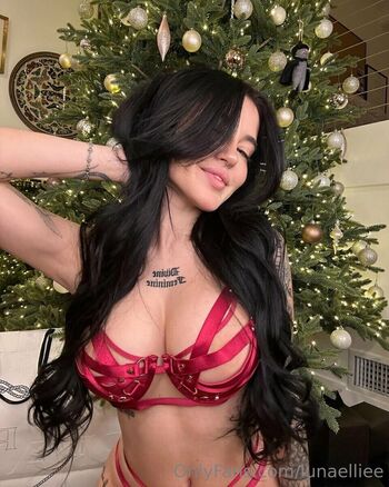 lunaelliee