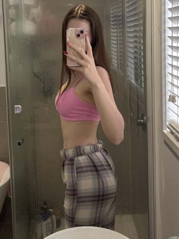 Full leaked Lunahart private onlyfans photo