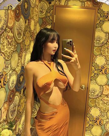 Full leaked Lunakim page private onlyfans photo