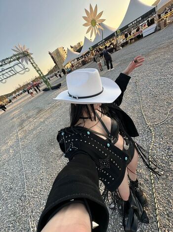 Full leaked Lunakim private onlyfans photo