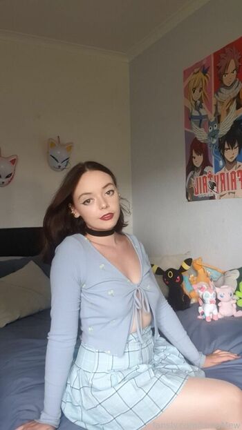 Full leaked Lunamew private onlyfans photo