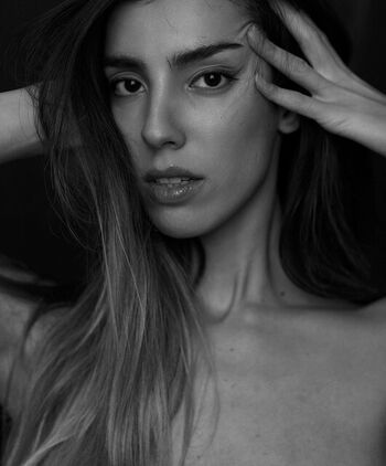 Full leaked Lunapiombanti private onlyfans photo