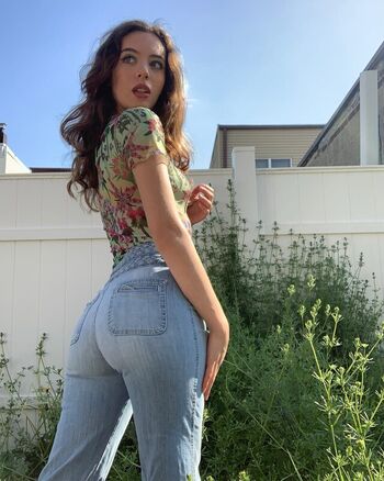 Full leaked Lunasereena page private onlyfans photo