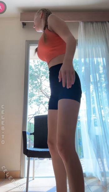 Full leaked Lunax private onlyfans photo