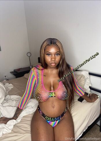 Full leaked Lustforliyah private onlyfans photo