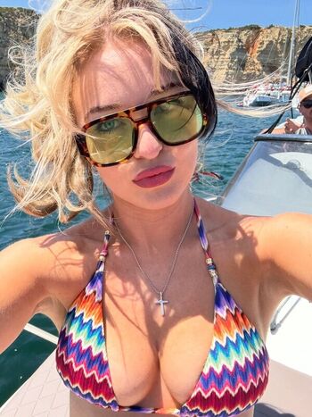 Full leaked Luvcat private onlyfans photo
