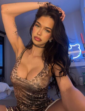 Full leaked Luvstruck  page private onlyfans photo