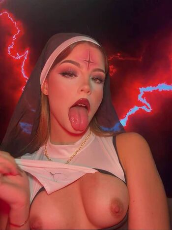 Full leaked Luzcelinacervo private onlyfans photo