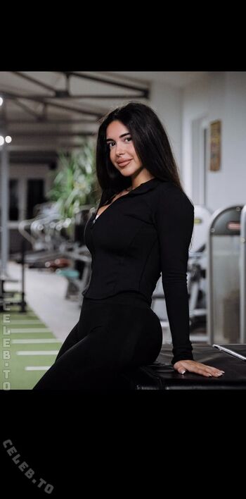Full leaked Lya aylin private onlyfans photo