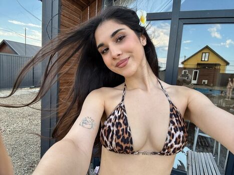 Full leaked Lydia private onlyfans photo
