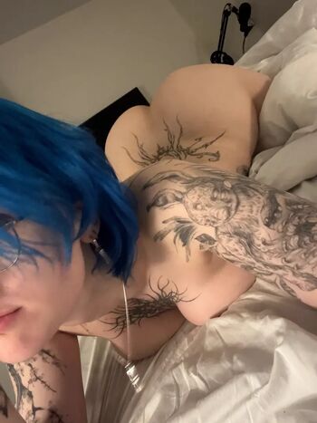 Full leaked Lyra crw private onlyfans photo
