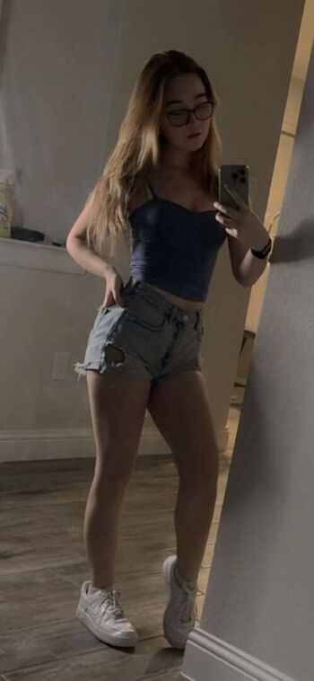 Full leaked Lyssaurora page private onlyfans photo