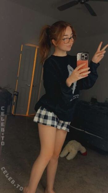 Full leaked Lyssaurora page private onlyfans photo