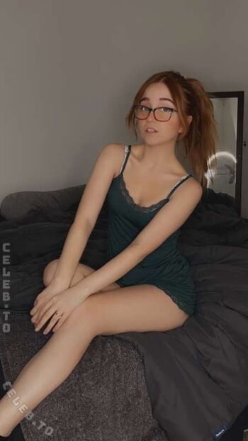 Full leaked Lyssaurora page private onlyfans photo