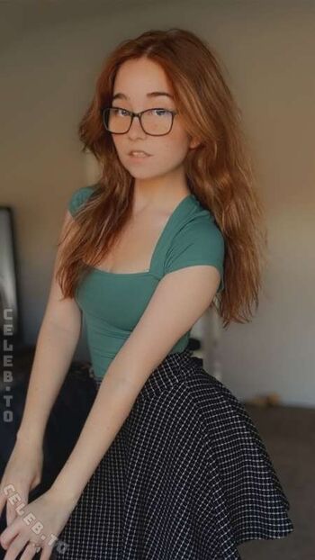Full leaked Lyssaurora page private onlyfans photo