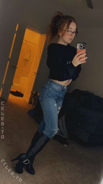 Full leaked Lyssaurora page private onlyfans photo